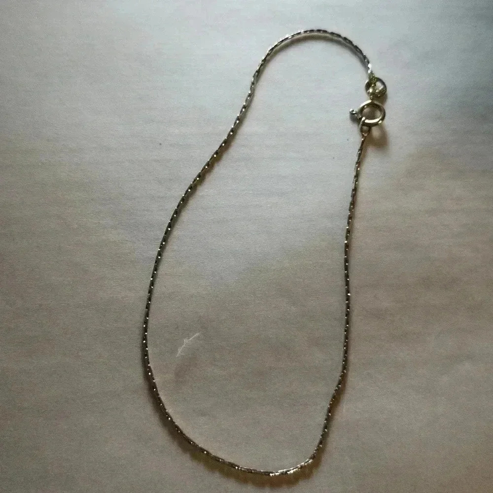 Dainty cable link bracelet